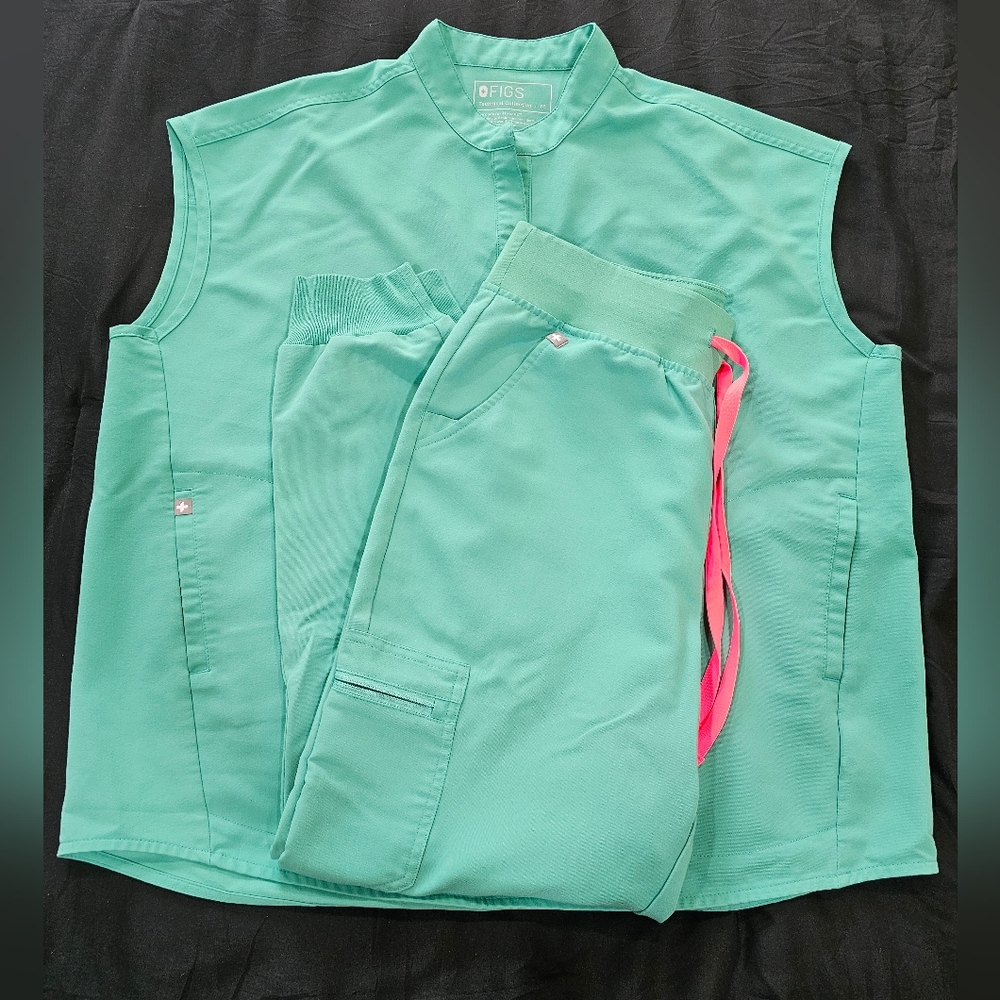 Figs M Surgical Green